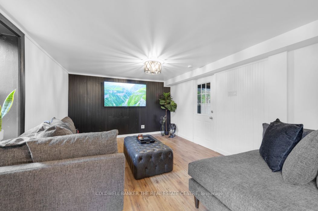 110 Lorne Ave Property Photo 14