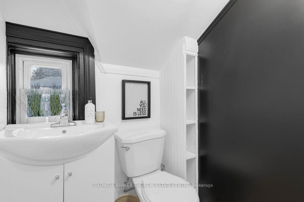 110 Lorne Ave Property Photo 17