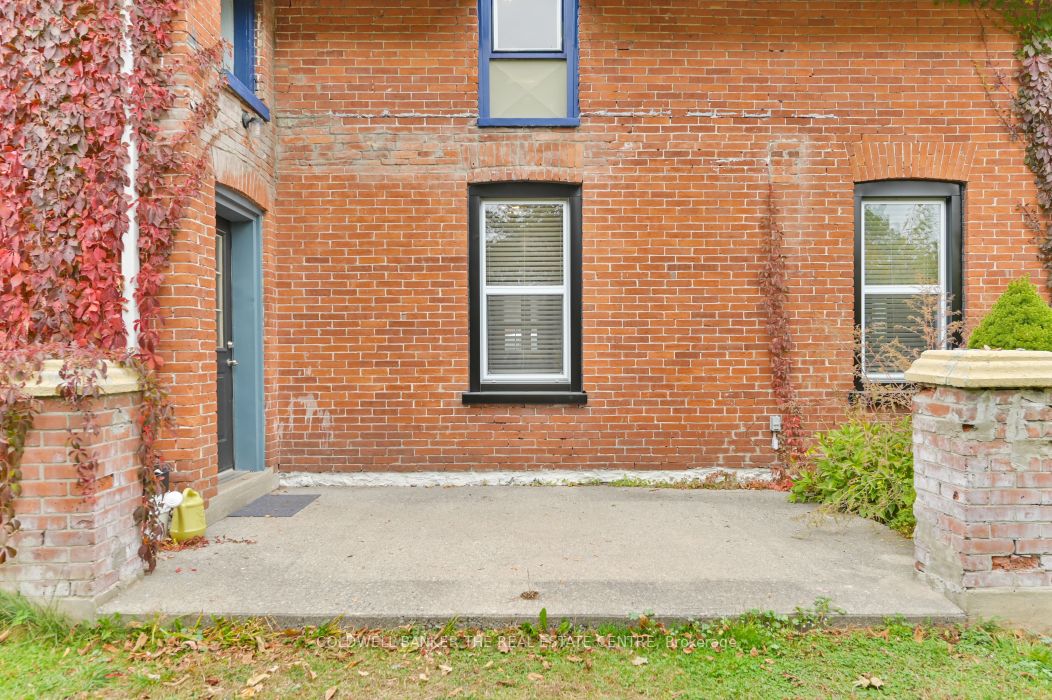 110 Lorne Ave Property Photo 28