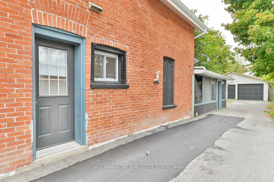 110 Lorne Ave Property Photo 31