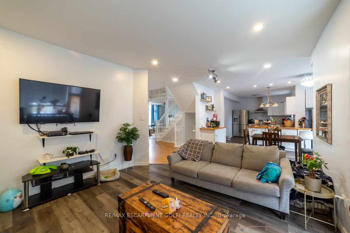 183 Valmont Ct Property Photo 11