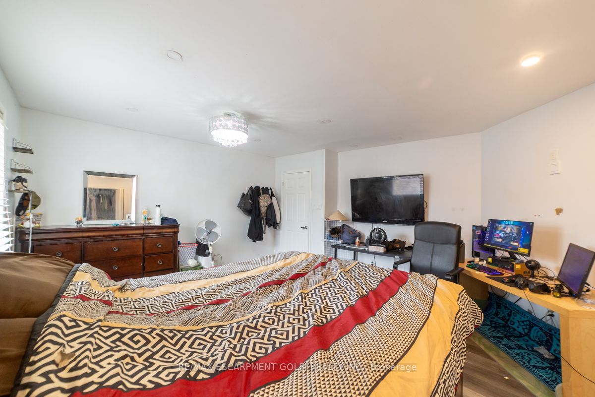 183 Valmont Ct Property Photo 23