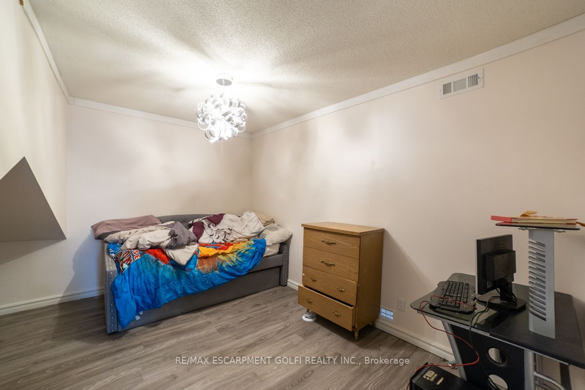 183 Valmont Ct Property Photo 24