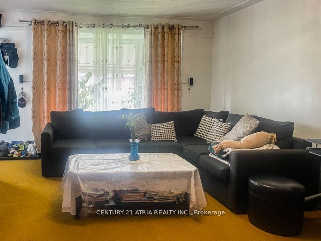 14 Shynal Ave Property Photo 7