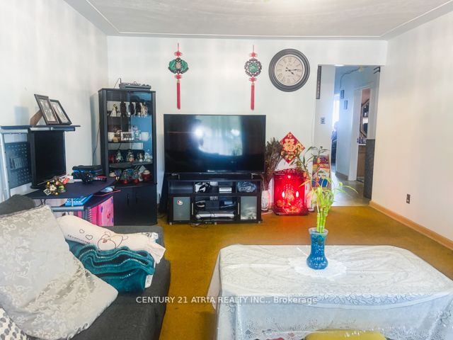 14 Shynal Ave Property Photo 8