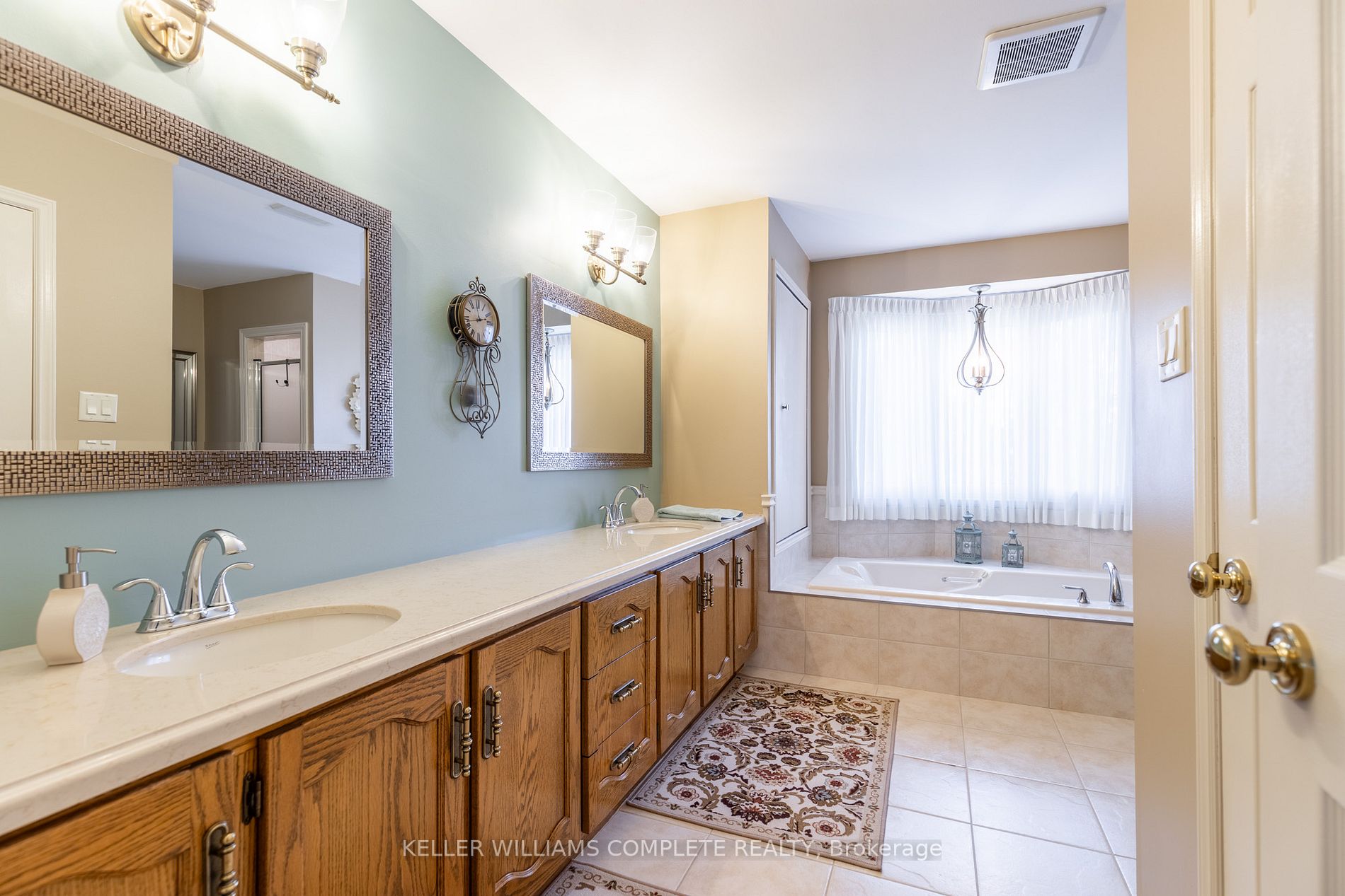 73 Skylark Dr Property Photo 24