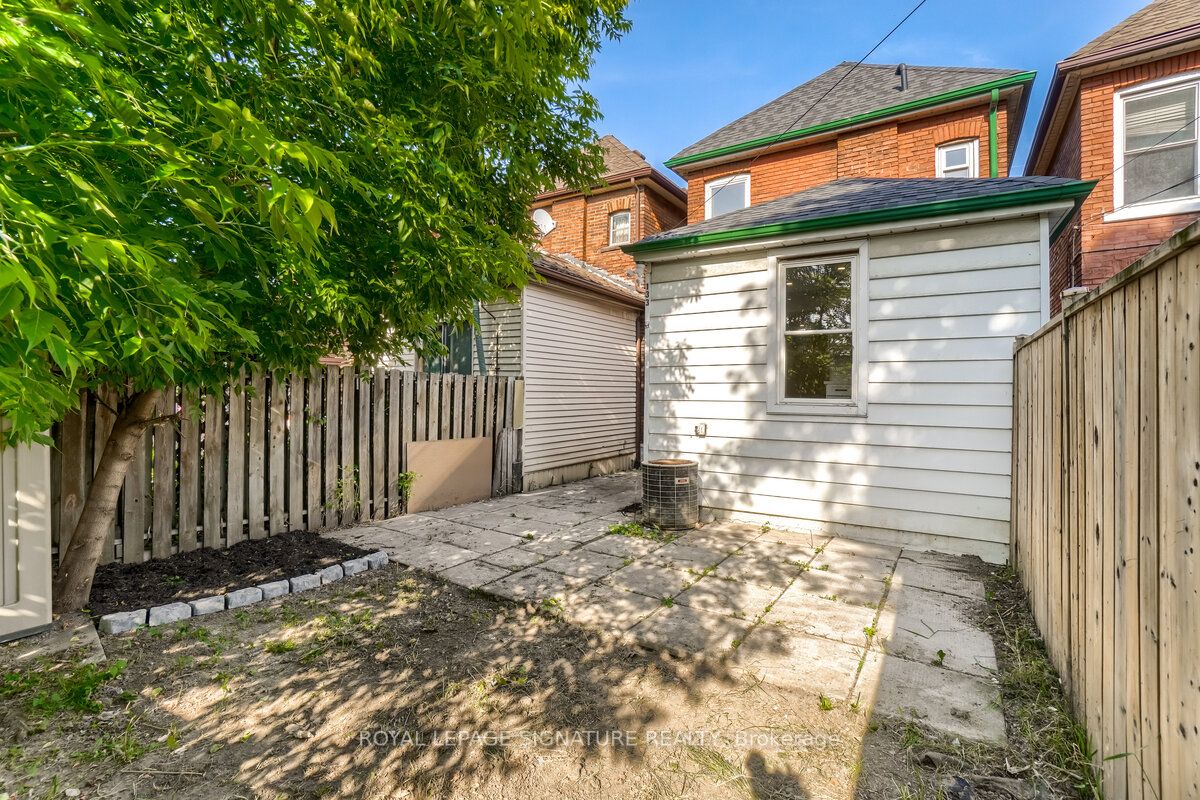 133 Lottridge St Property Photo 37