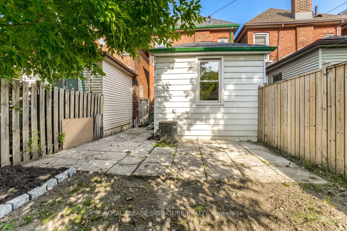 133 Lottridge St Property Photo 38