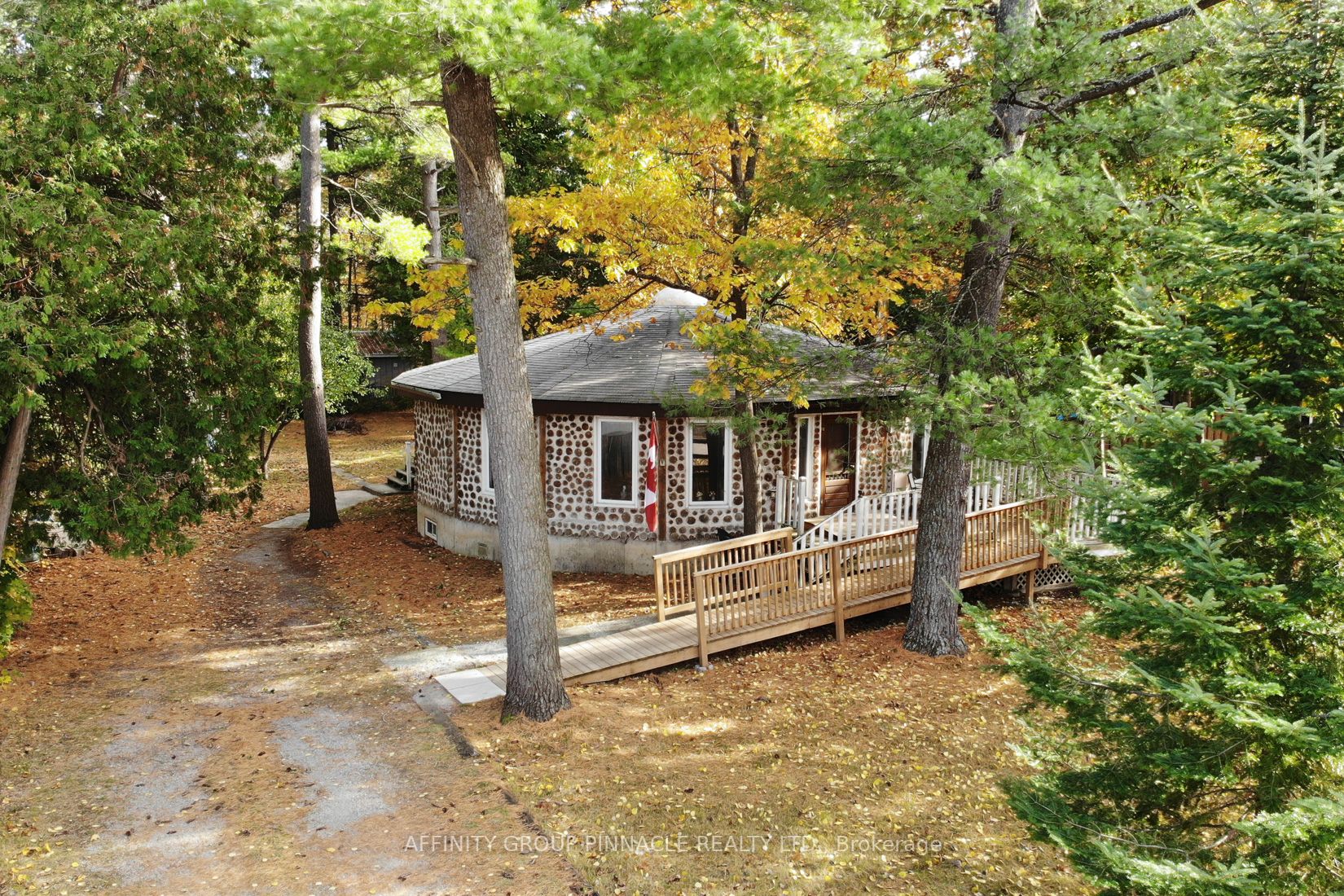18 Parkhill Dr Property Photo