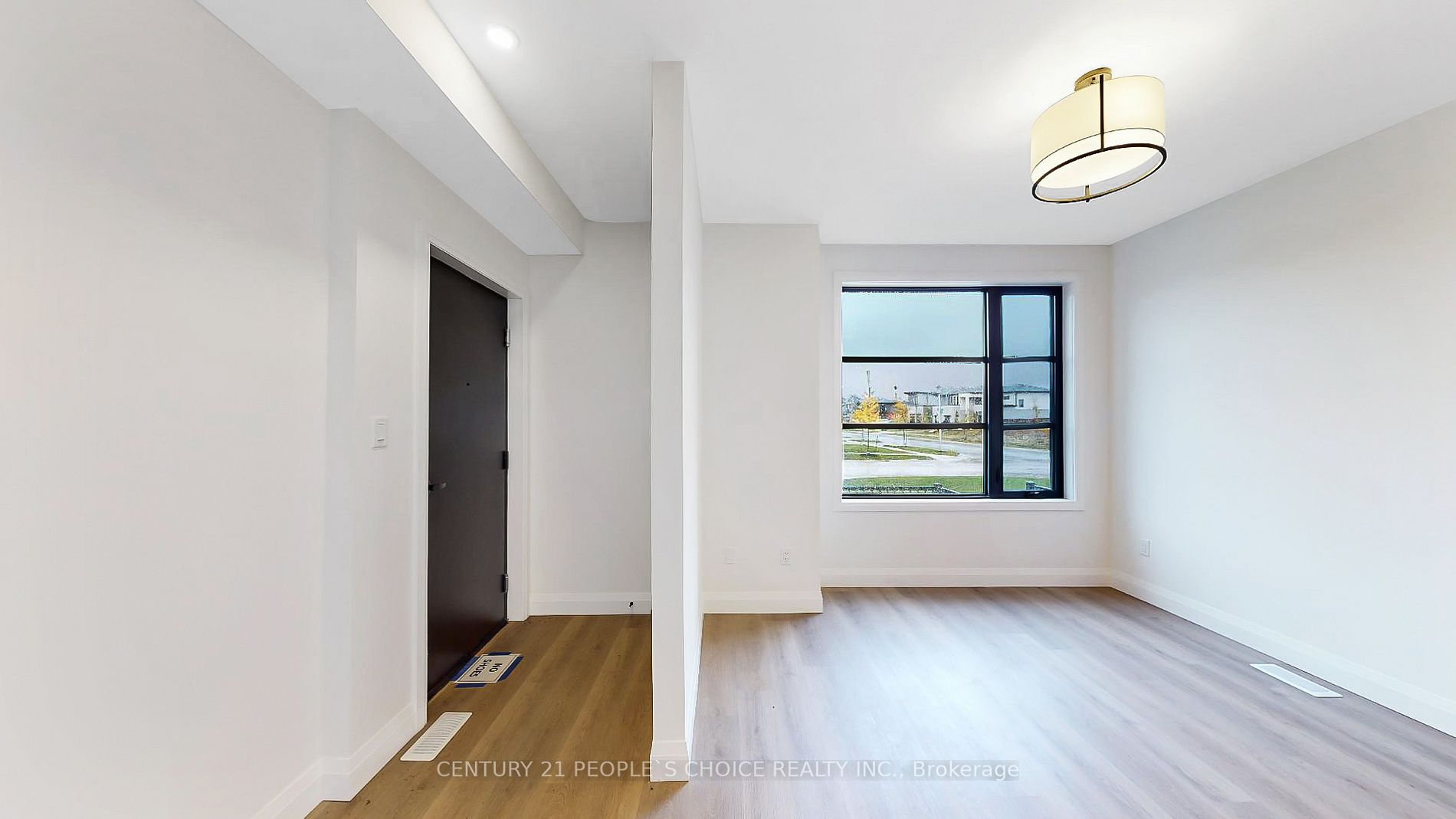 3900 Savoy St Property Photo 6
