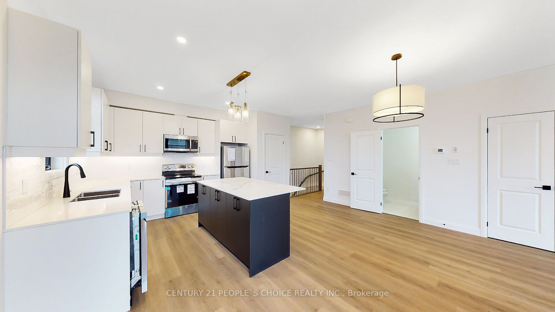 3900 Savoy St Property Photo 12