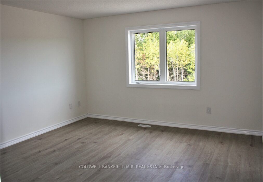 6 Hillcroft Way Property Photo 12