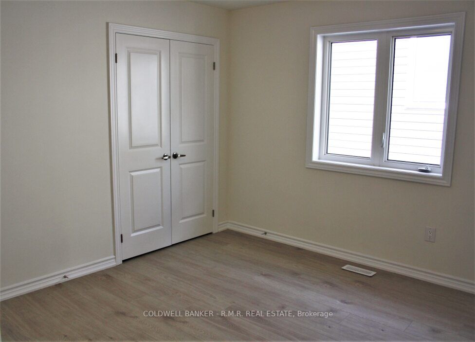 6 Hillcroft Way Property Photo 15