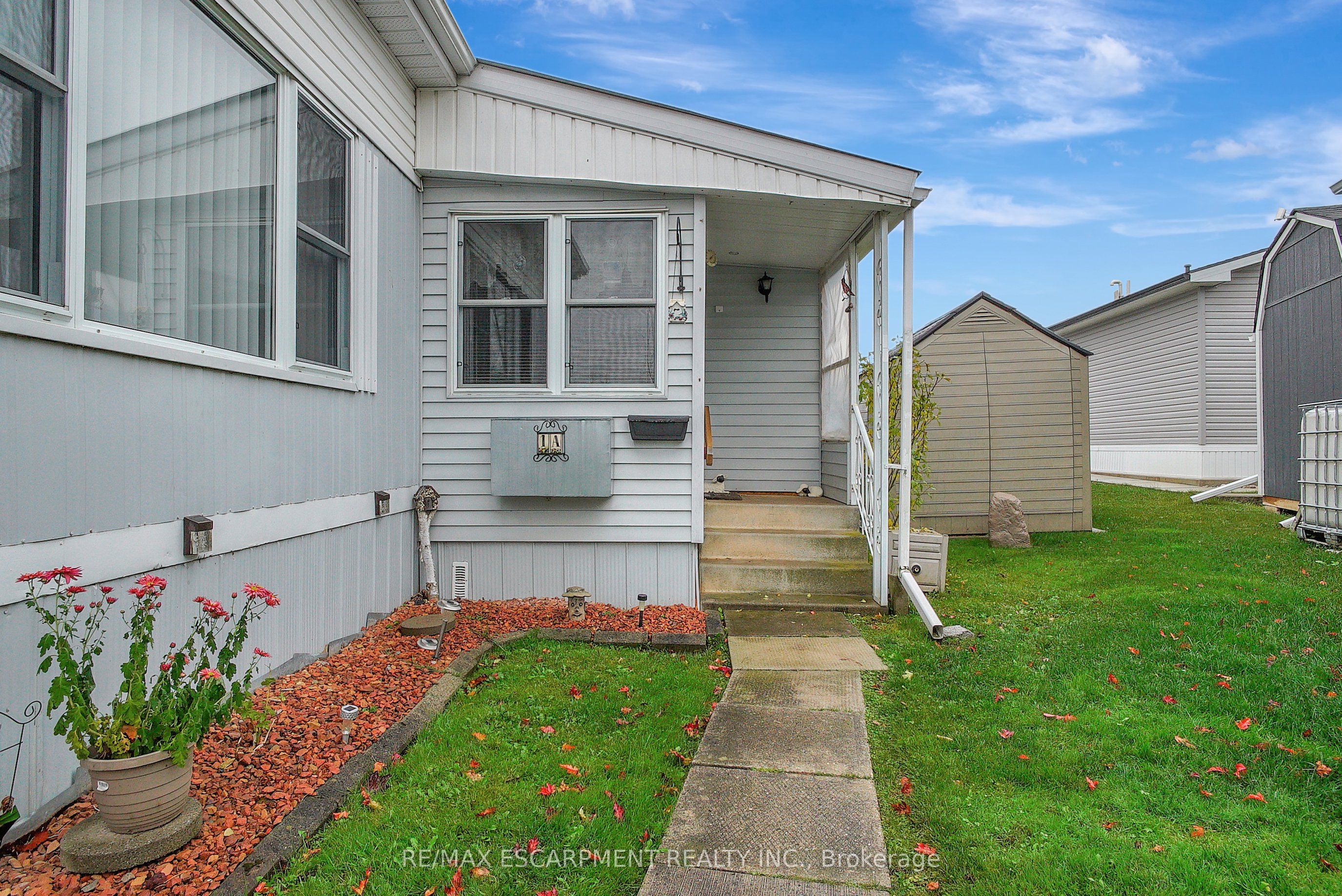 1429 Sheffield Road 1a Property Photo 2