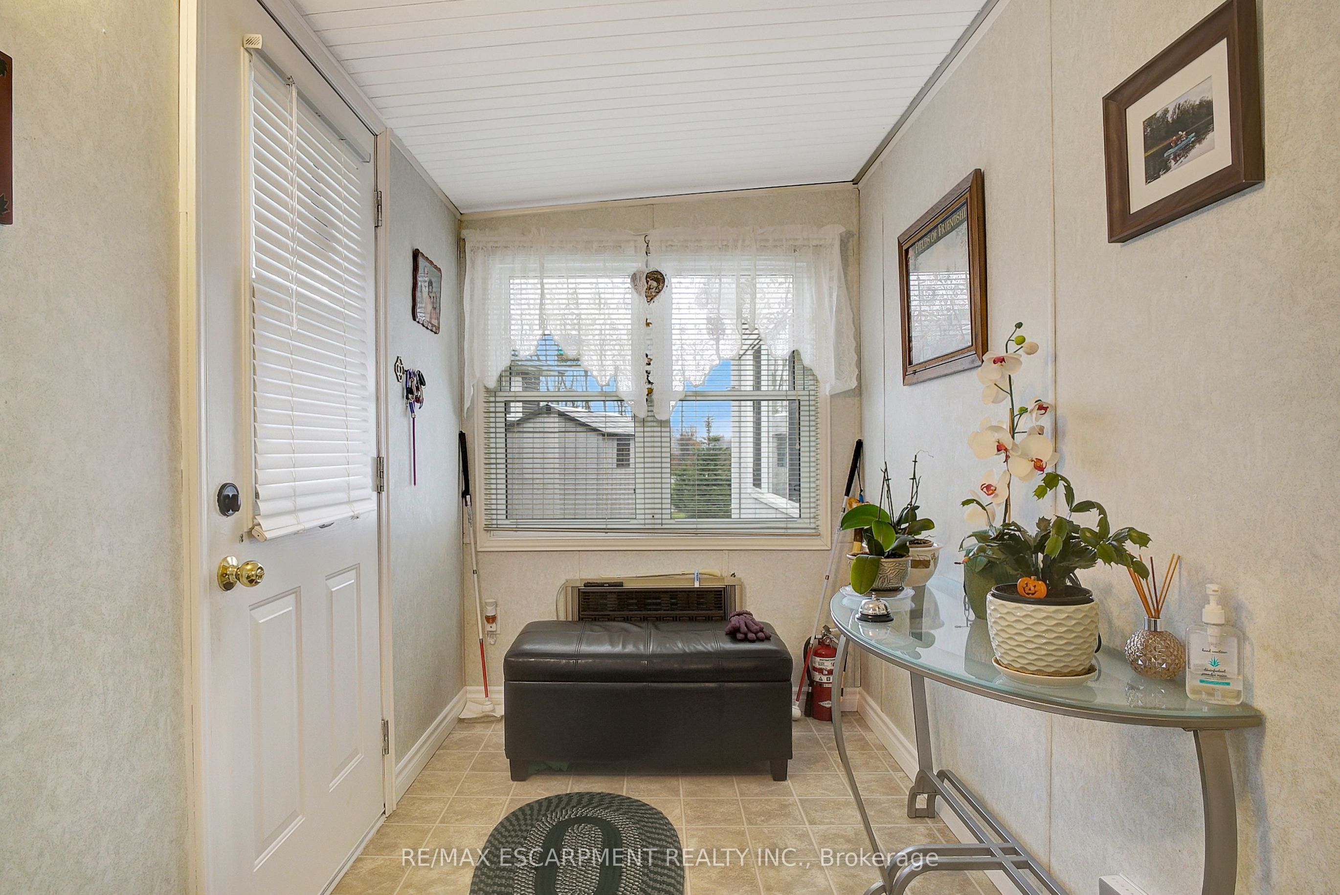1429 Sheffield Road 1a Property Photo 3