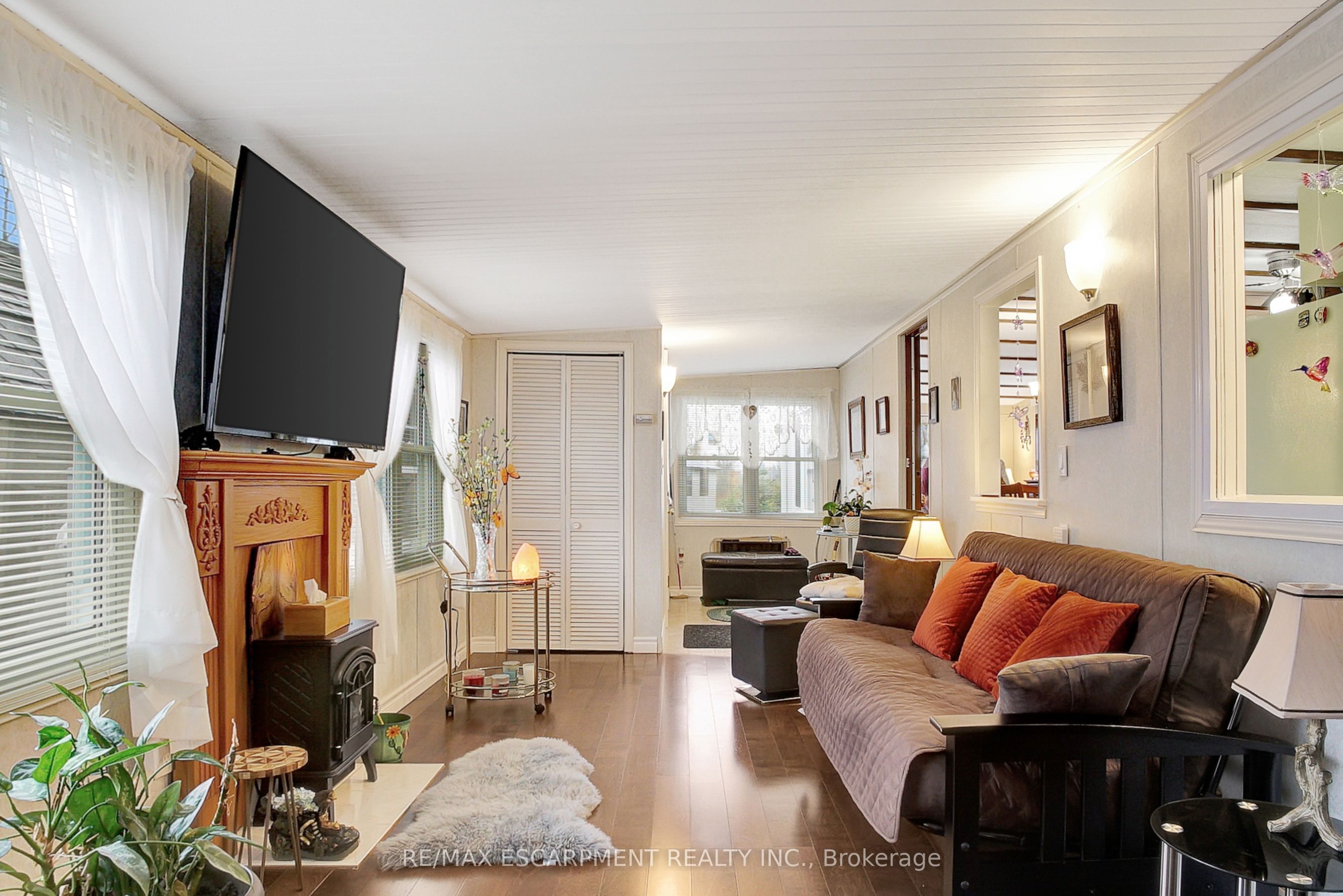 1429 Sheffield Road 1a Property Photo 4