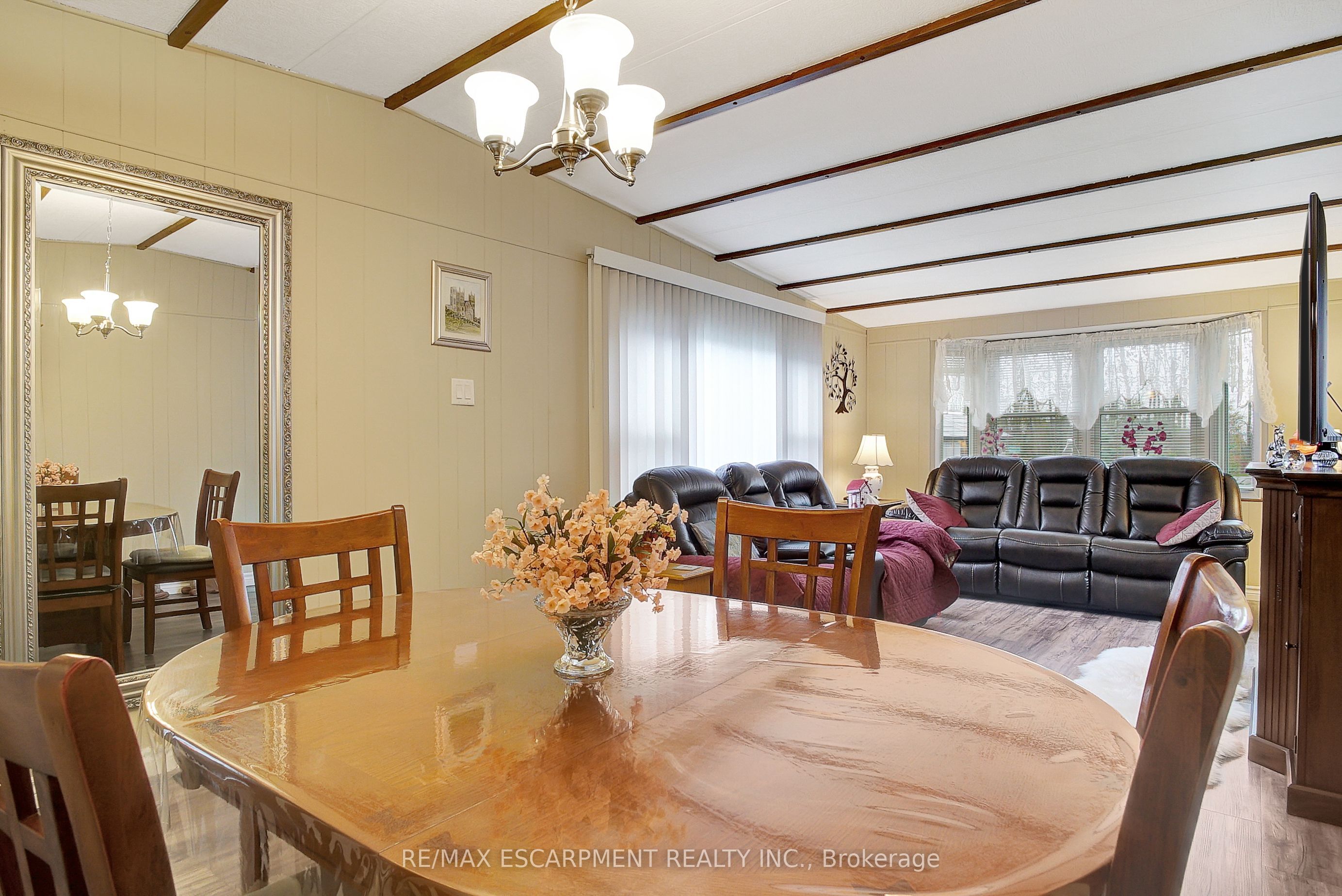 1429 Sheffield Road 1a Property Photo 6