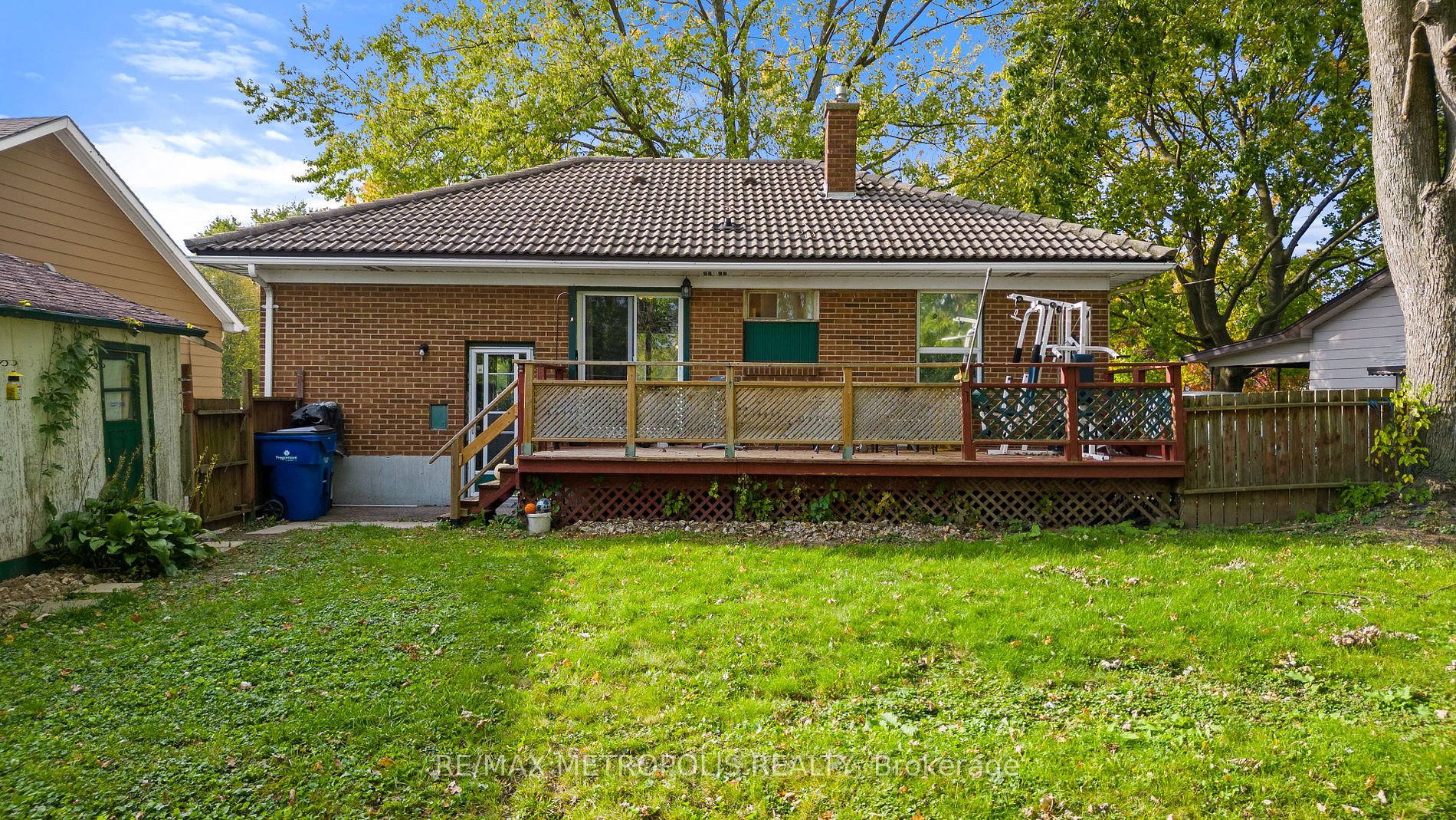 42 Warwick Dr Property Photo 31