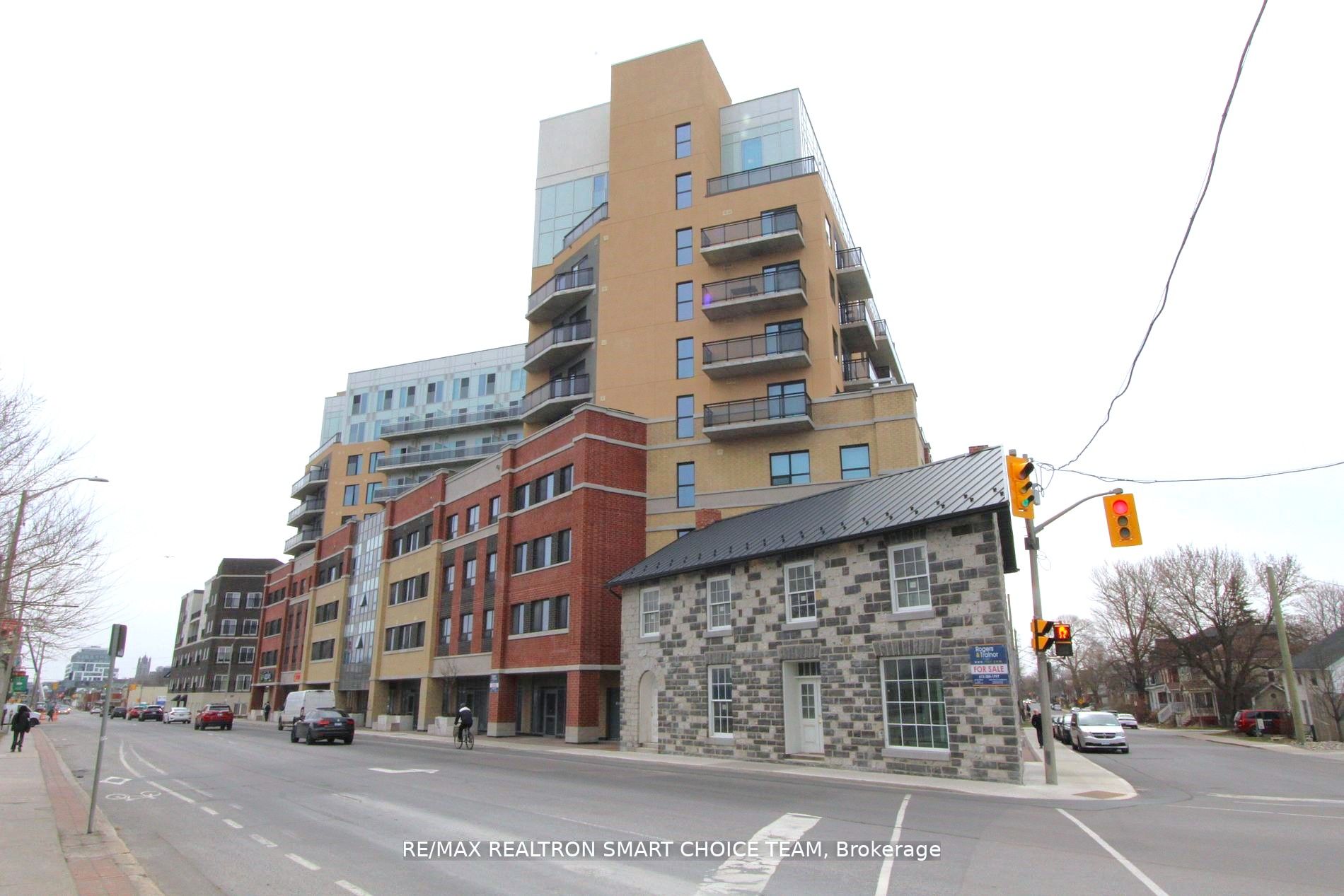 652 Princess St 23 Property Photo 1