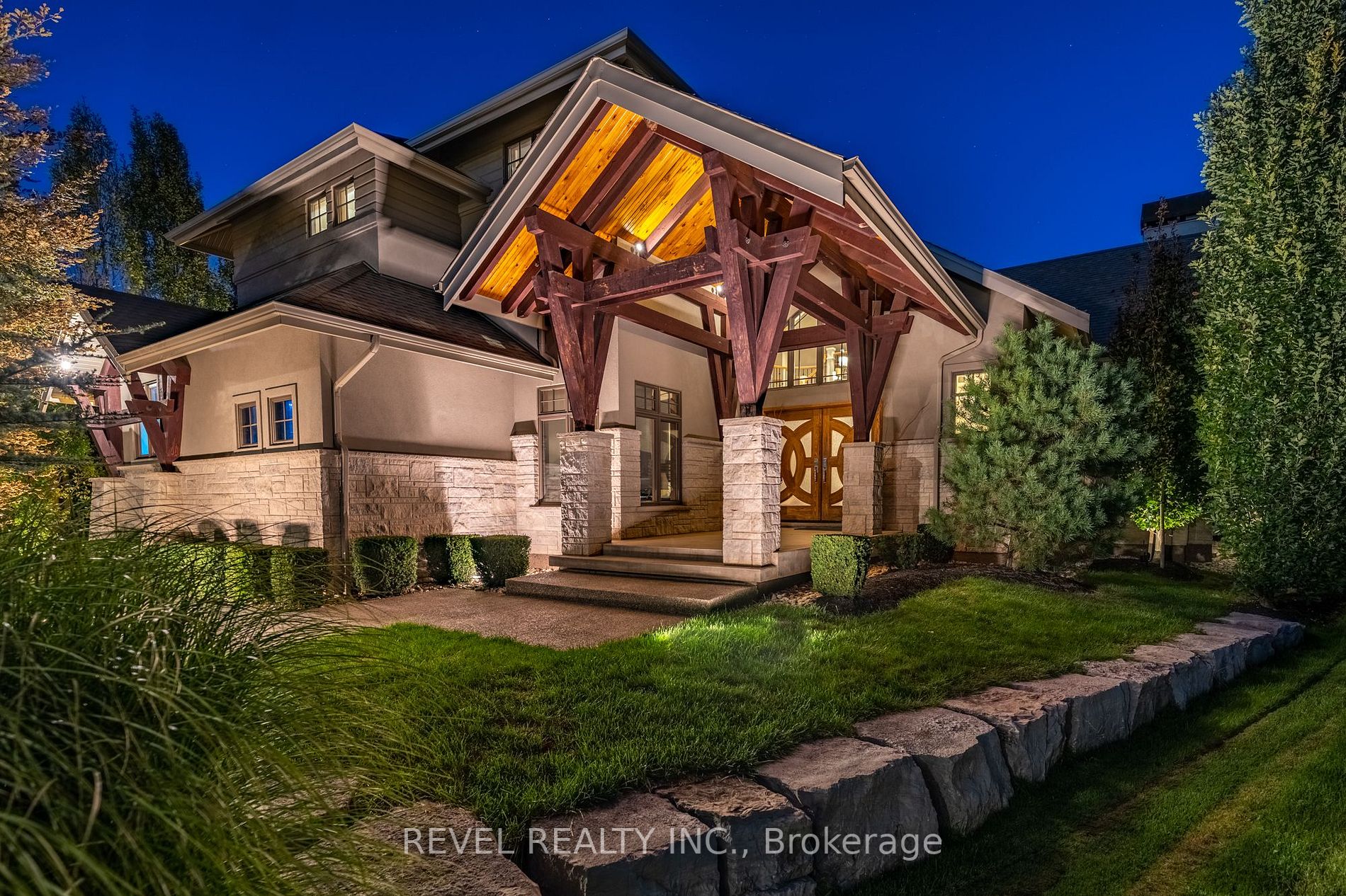 6 David Lowrey Crt Property Photo 2