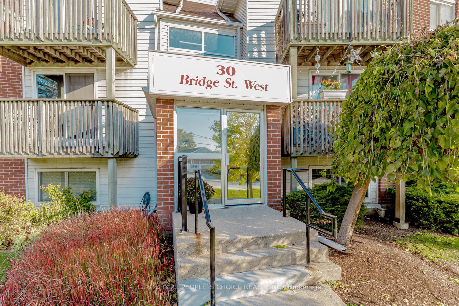 30 Bridge St 3 Property Photo 3