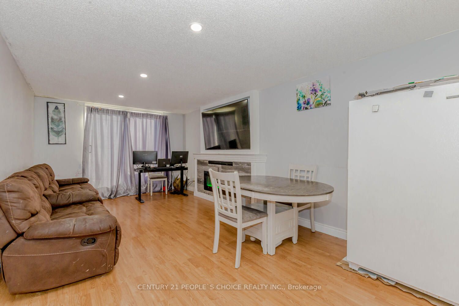 30 Bridge St 3 Property Photo 10