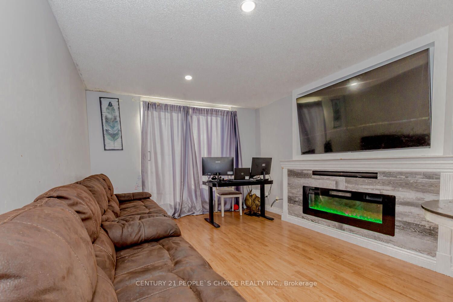 30 Bridge St 3 Property Photo 13