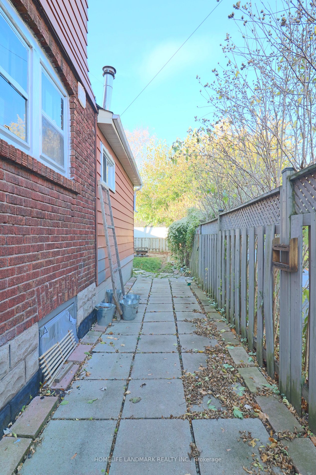 5369 Morrison St Property Photo 20