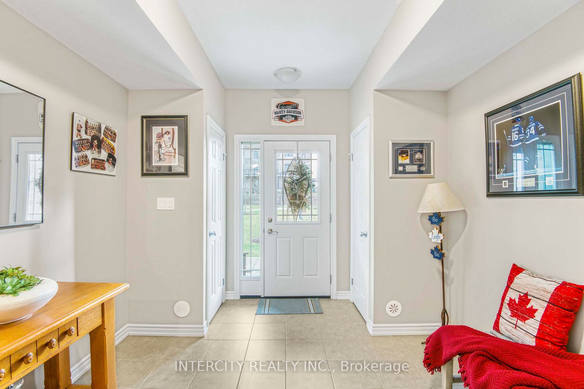 107 Westra Dr 58 Property Photo 3