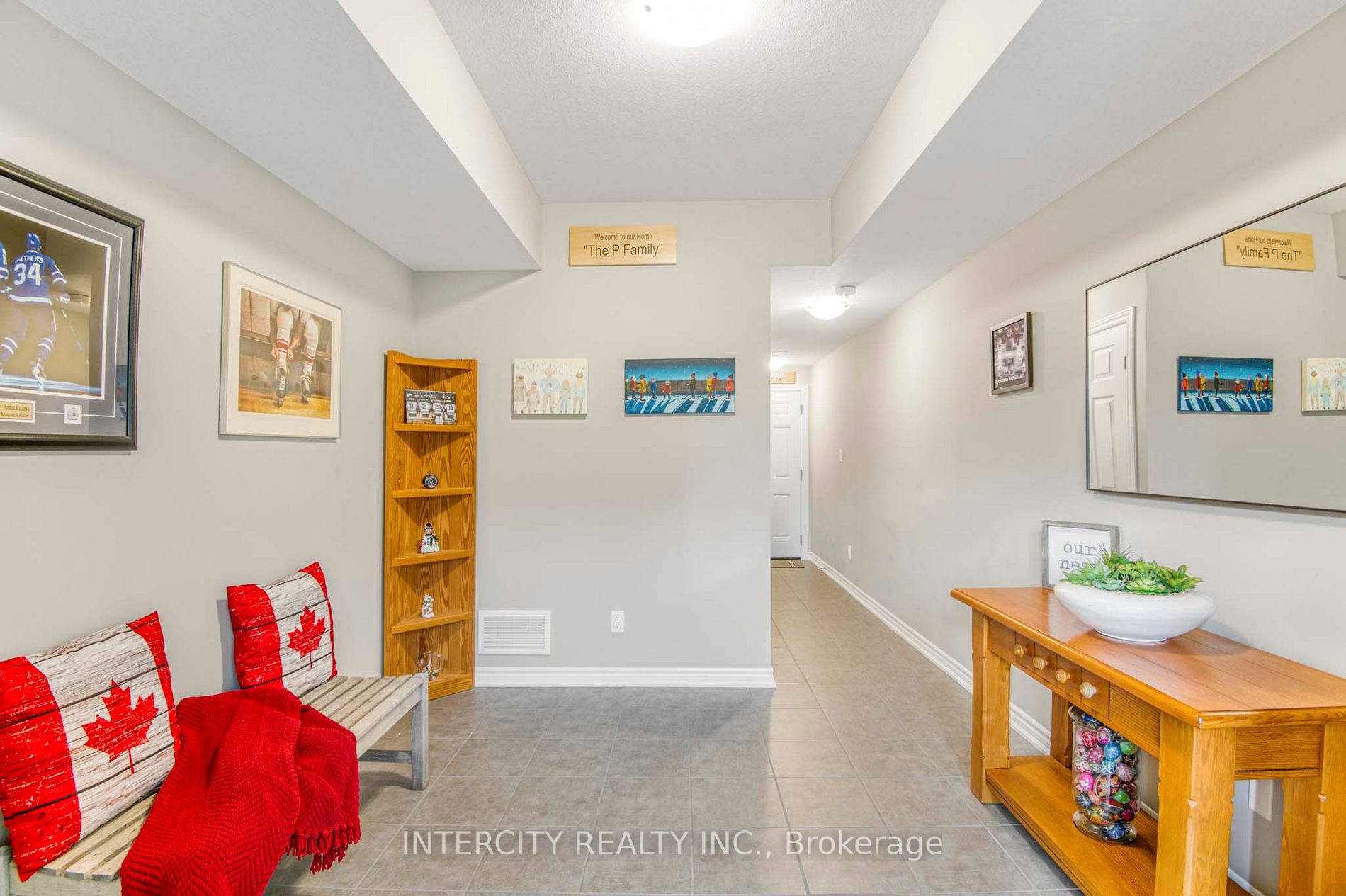 107 Westra Dr 58 Property Photo 4