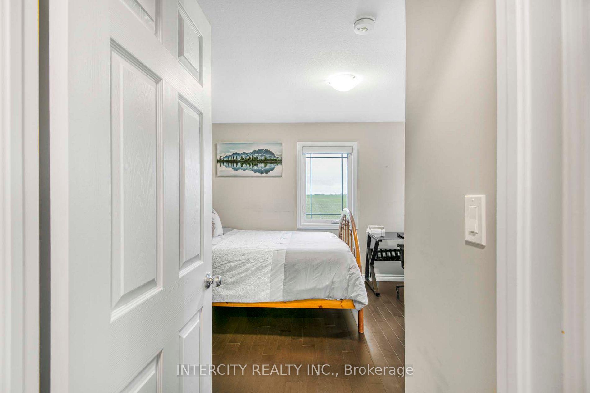 107 Westra Dr 58 Property Photo 19