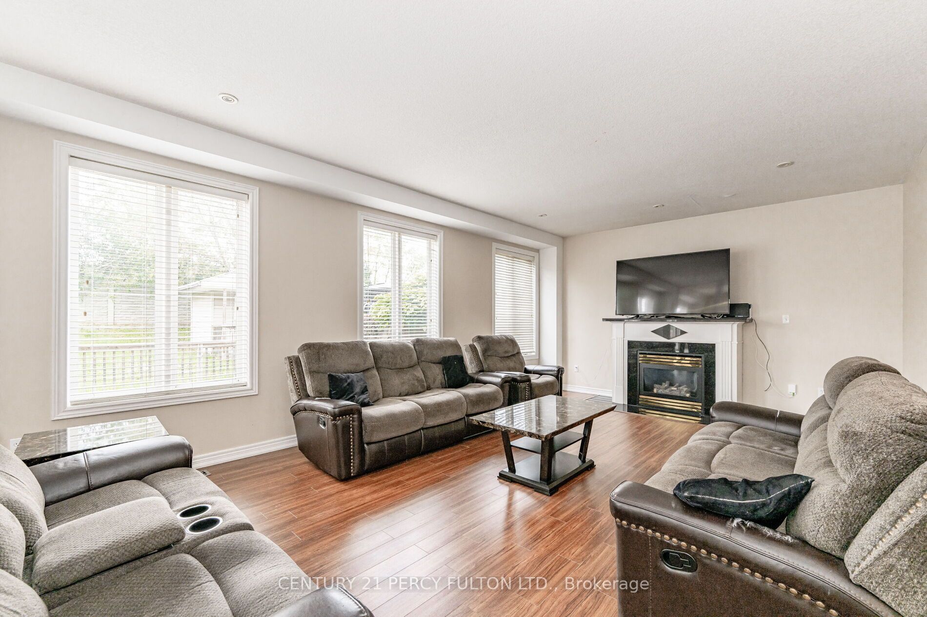 349 Braithwaite Ave Property Photo 7