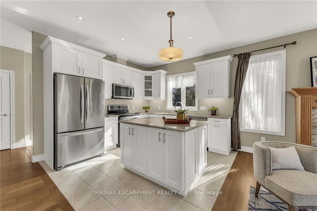418 Nelson St W 16 Property Photo 12
