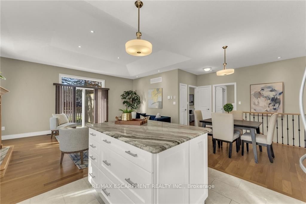 418 Nelson St W 16 Property Photo 15