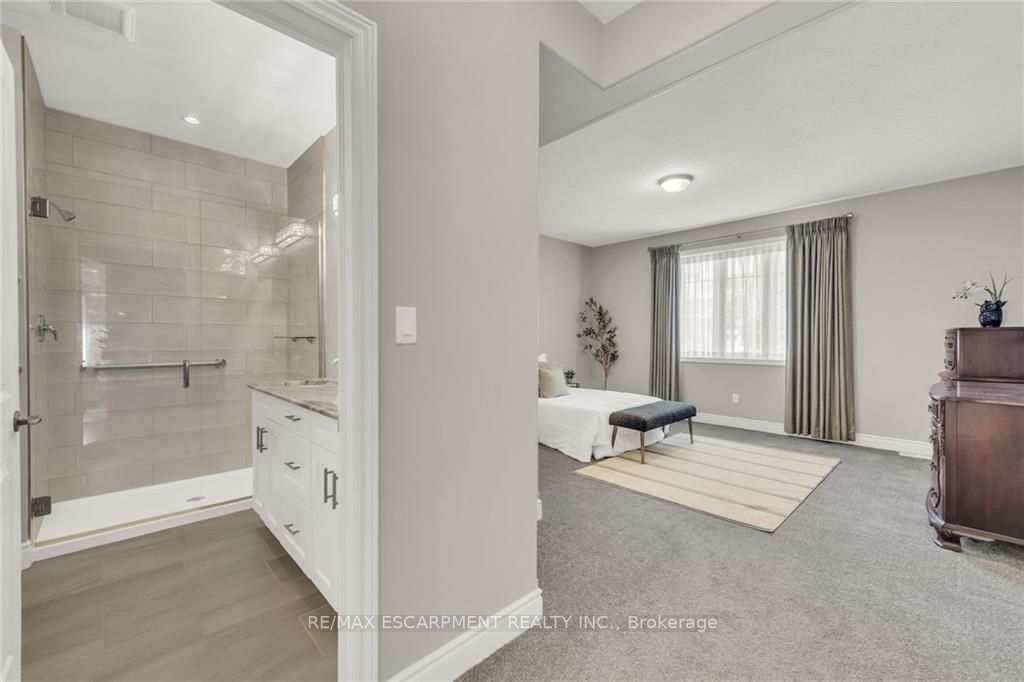 418 Nelson St W 16 Property Photo 21