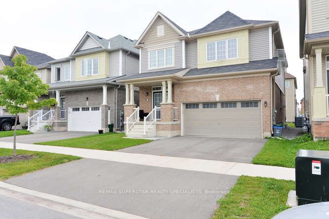 17 Esther Cres Property Photo 2