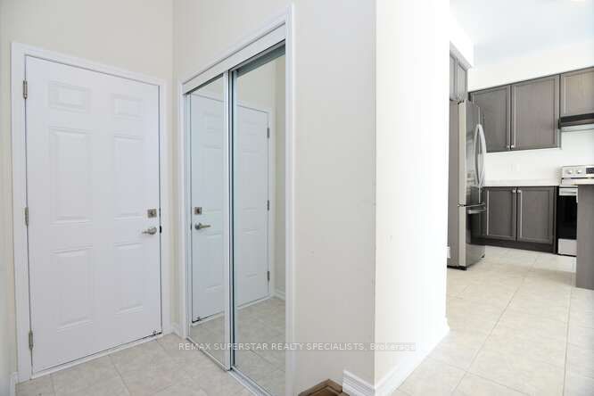 17 Esther Cres Property Photo 14