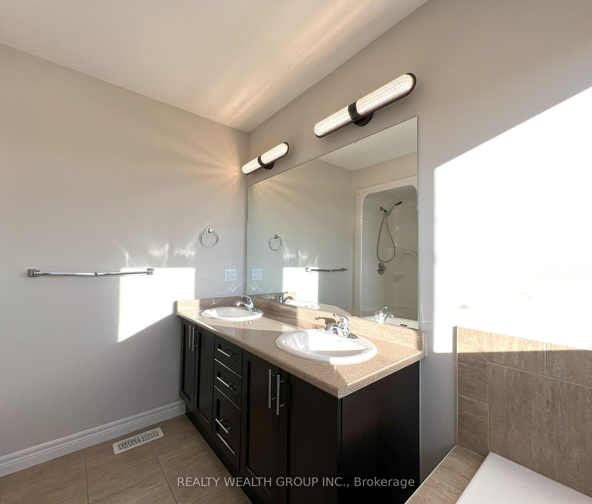100 Dolomiti Crt Property Photo 29
