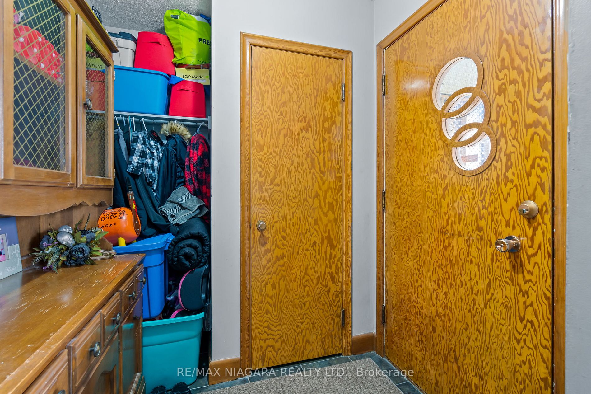 477 Bell St Property Photo 16