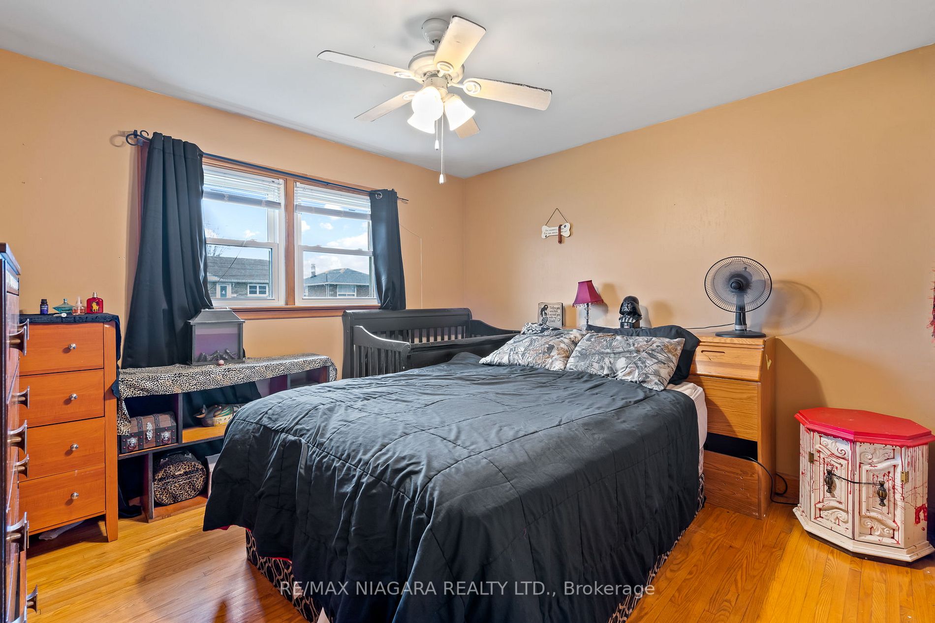 477 Bell St Property Photo 23