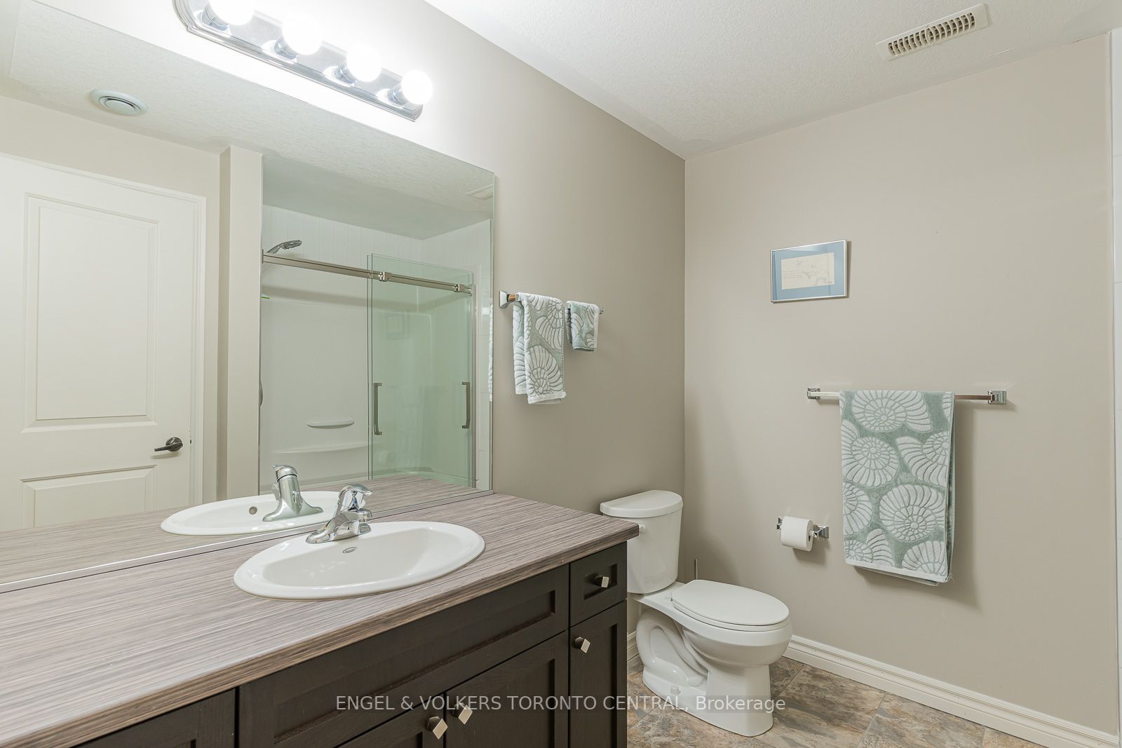 937 5th 'a' Ave E Property Photo 30