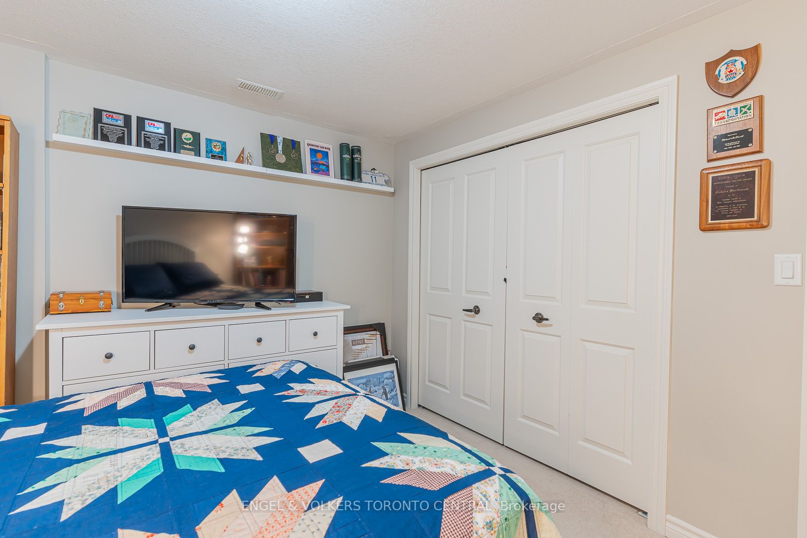 937 5th 'a' Ave E Property Photo 33