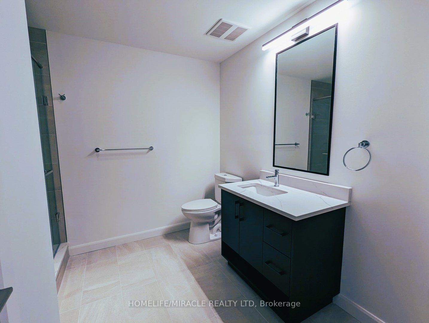 741 King St W 06 Property Photo 11