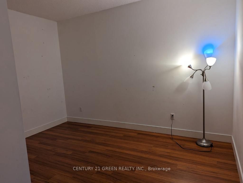 1 Wellington St 609 Property Photo 5