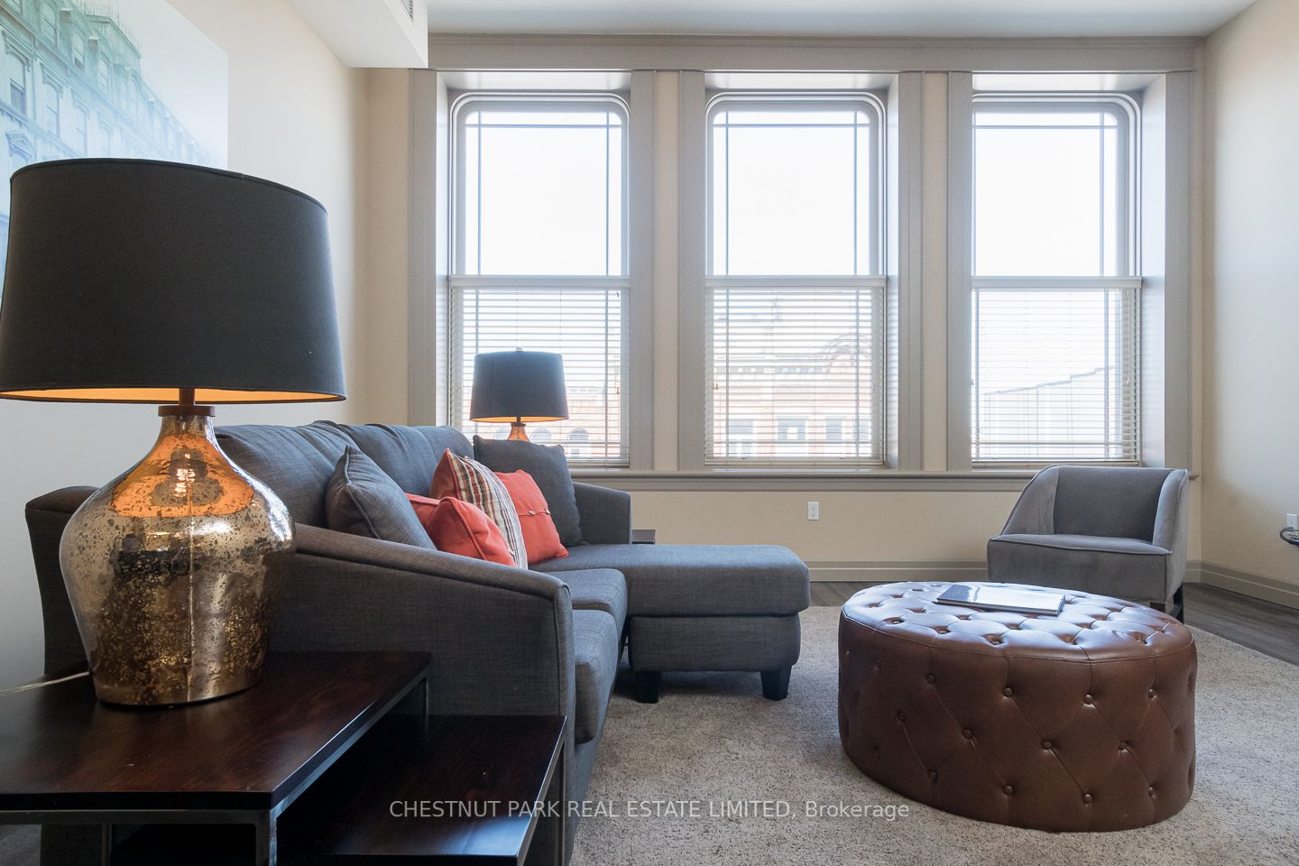 95 Ontario St C Property Photo 2