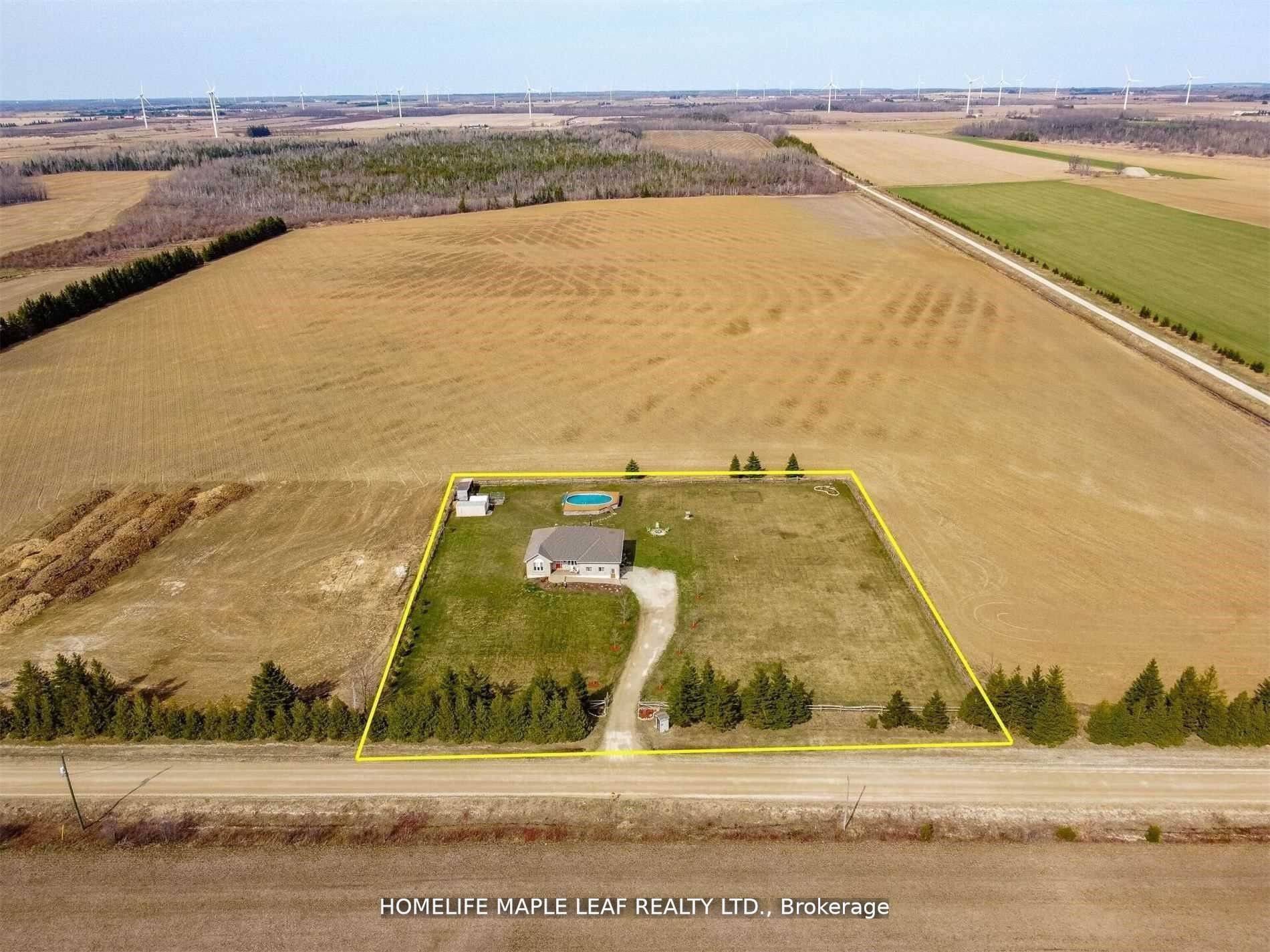 97427 4th Line E Property Photo 4