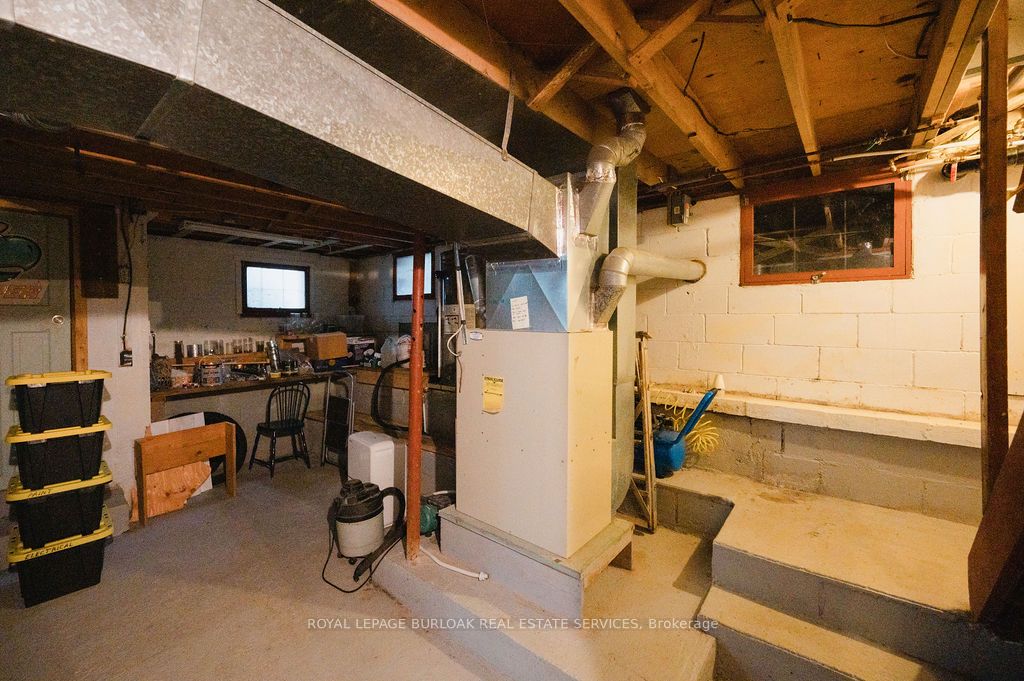 214 Fawn Rd N Property Photo 27