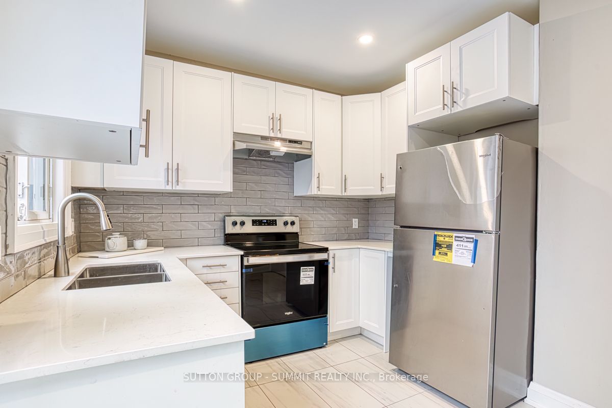 570 John St N Property Photo 15