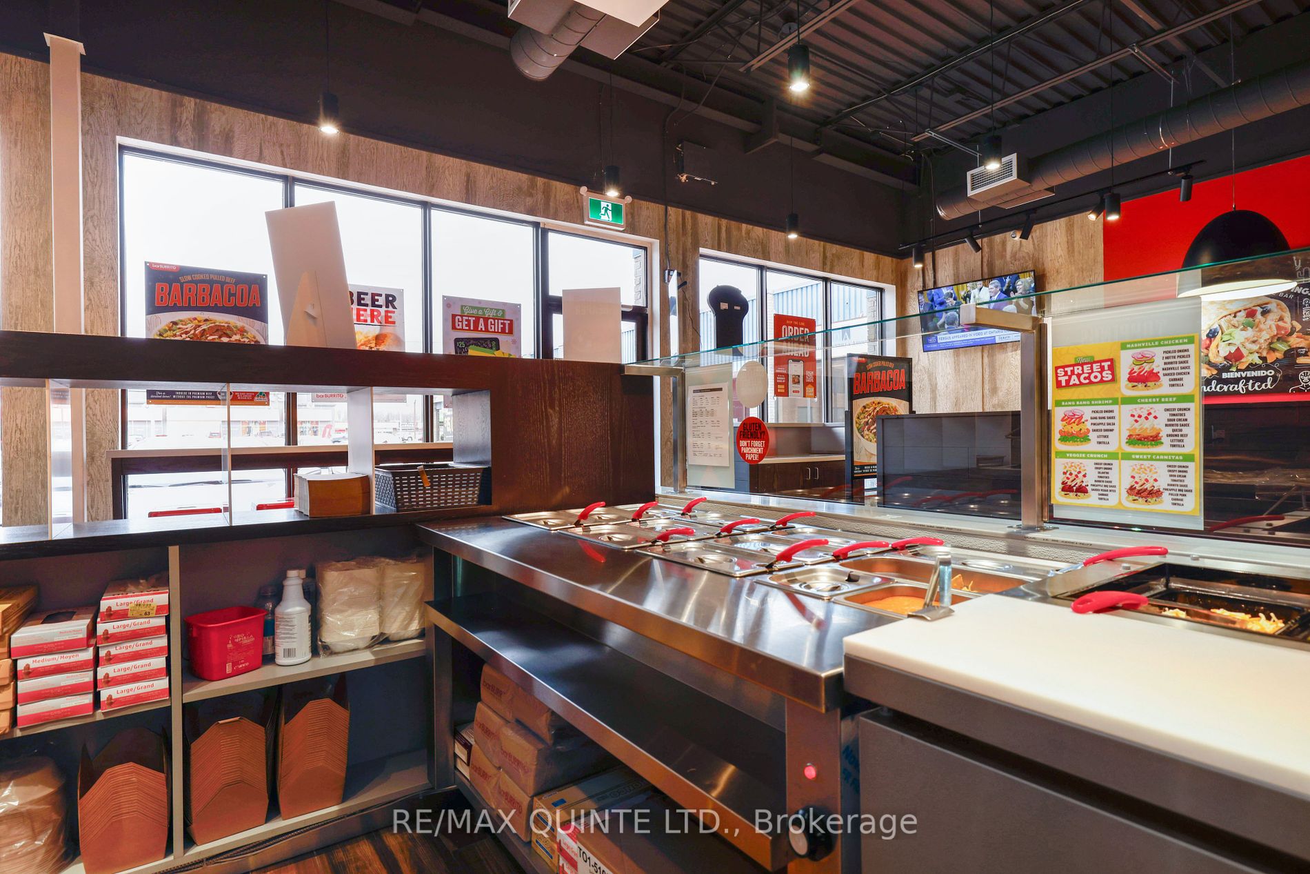 257 Dundas St E Property Photo 14