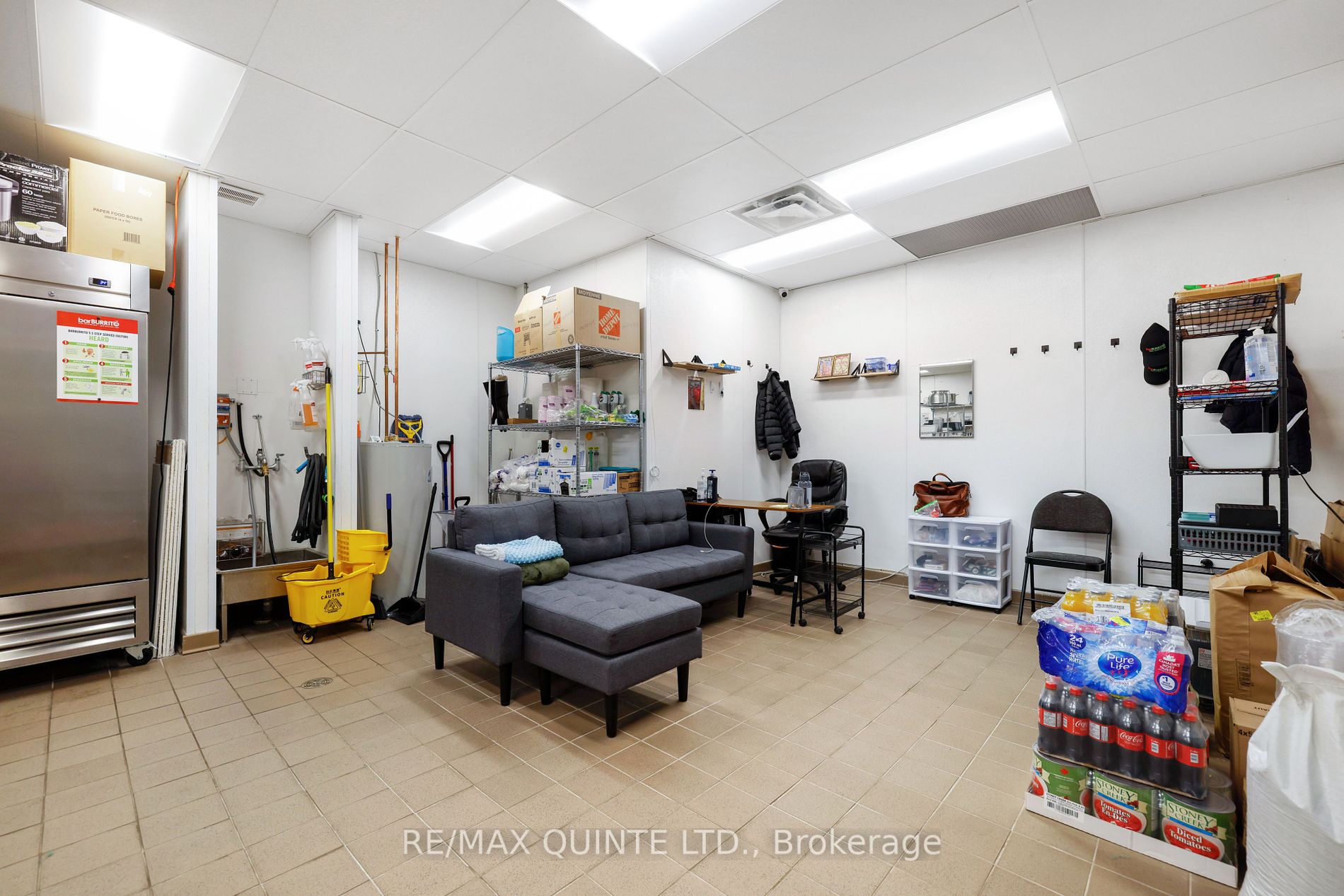 257 Dundas St E Property Photo 22